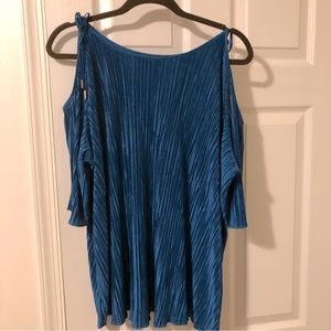 Lane Bryant cold shoulder Teal top